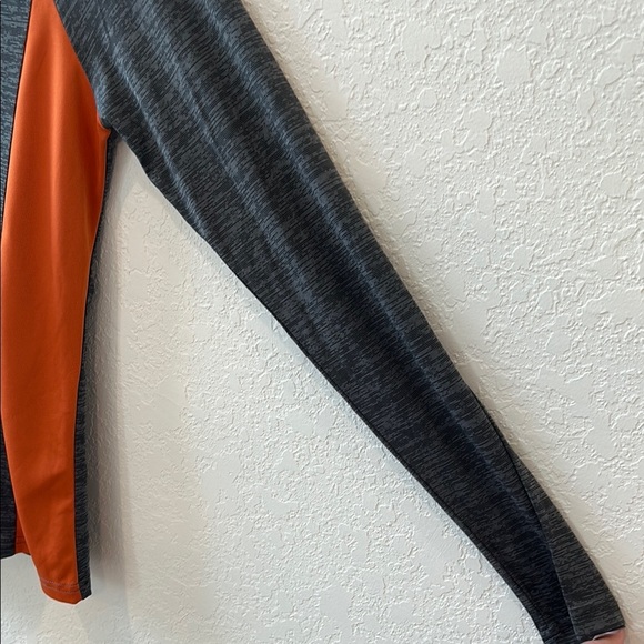 Texas Longhorns Gray and Orange Quarter-Zip Athletic Jacket - Picture 5 of 9